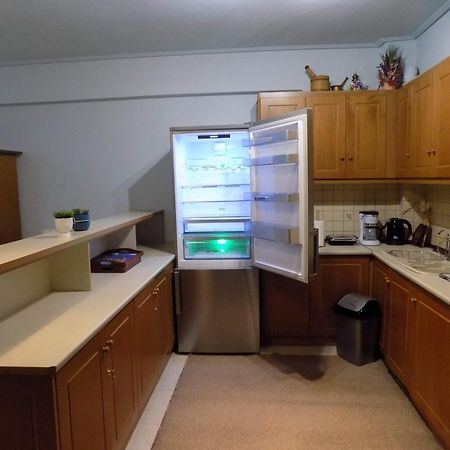Natalys 2 Bedroom Gorgeous Apartment In Волос Екстериор снимка
