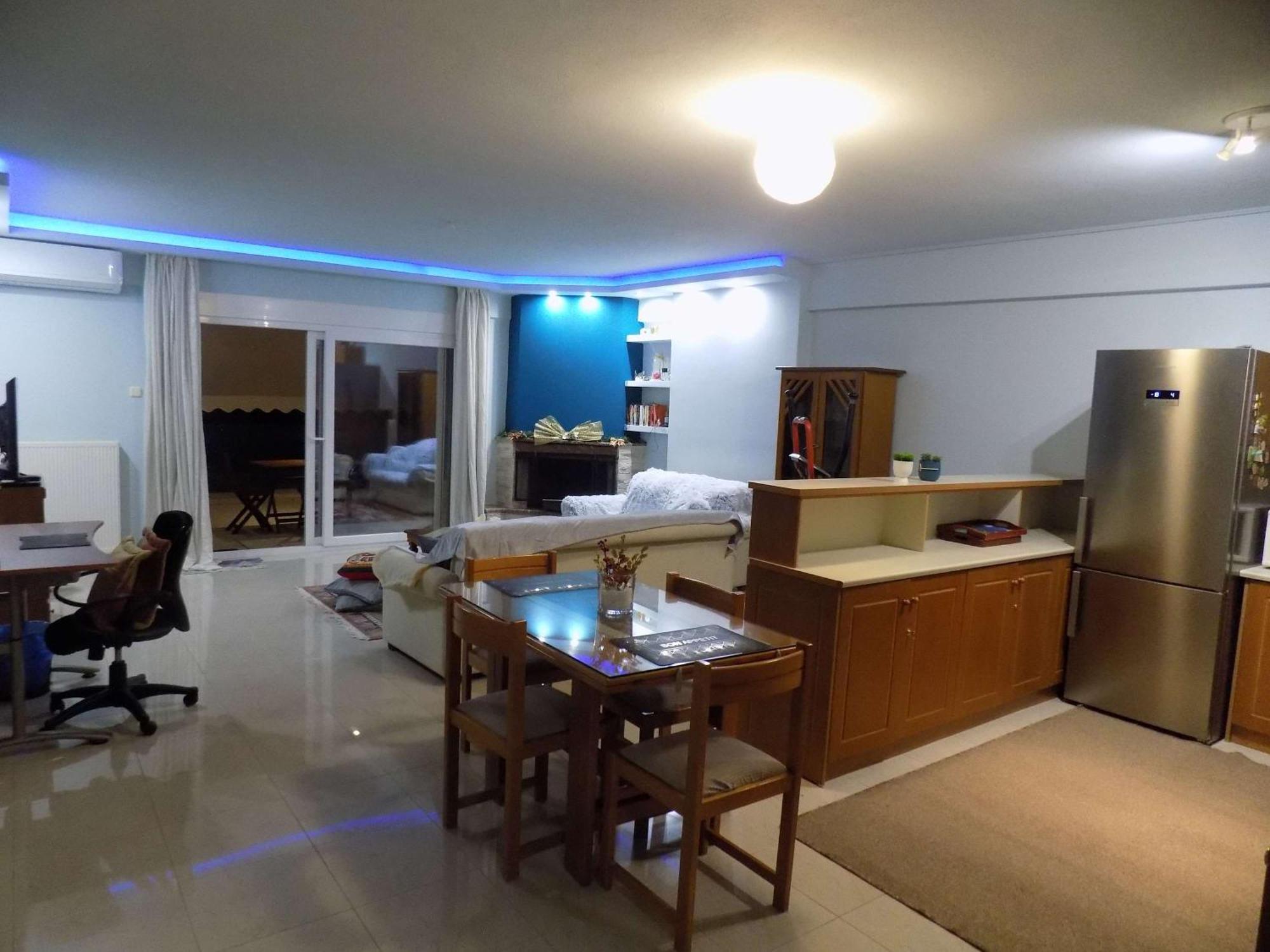 Natalys 2 Bedroom Gorgeous Apartment In Волос Екстериор снимка