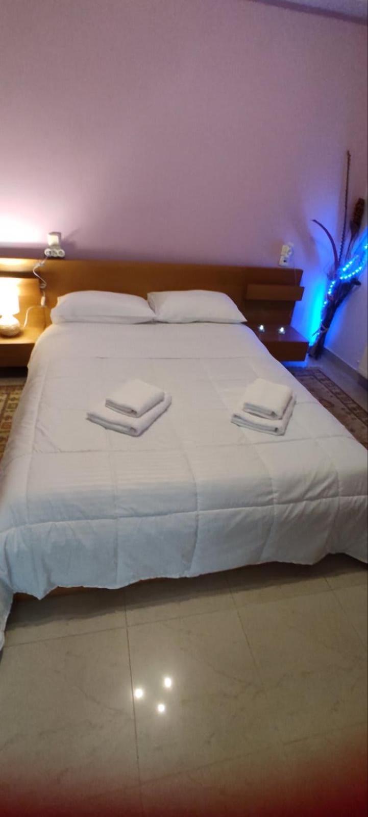 Natalys 2 Bedroom Gorgeous Apartment In Волос Екстериор снимка