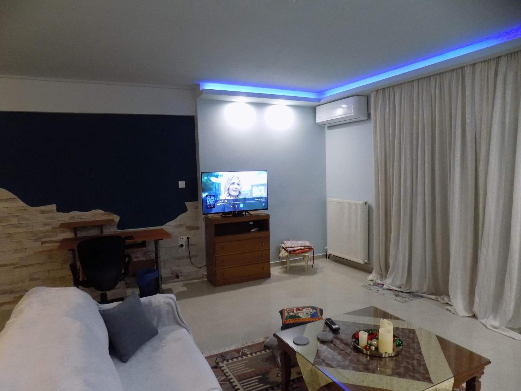 Natalys 2 Bedroom Gorgeous Apartment In Волос Екстериор снимка
