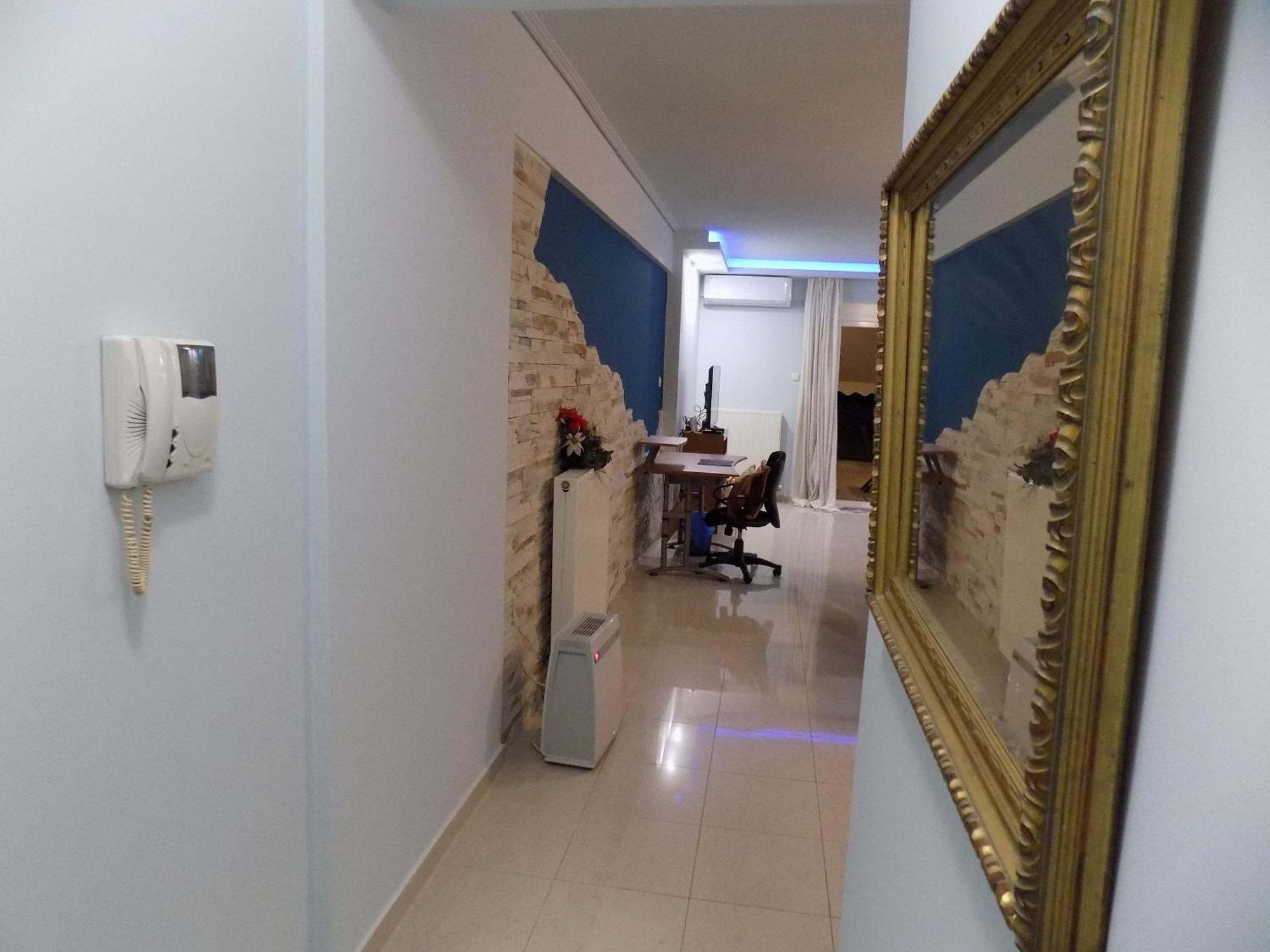 Natalys 2 Bedroom Gorgeous Apartment In Волос Екстериор снимка