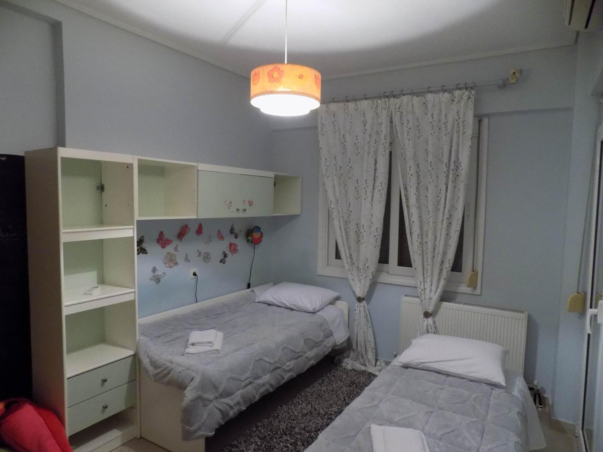 Natalys 2 Bedroom Gorgeous Apartment In Волос Екстериор снимка