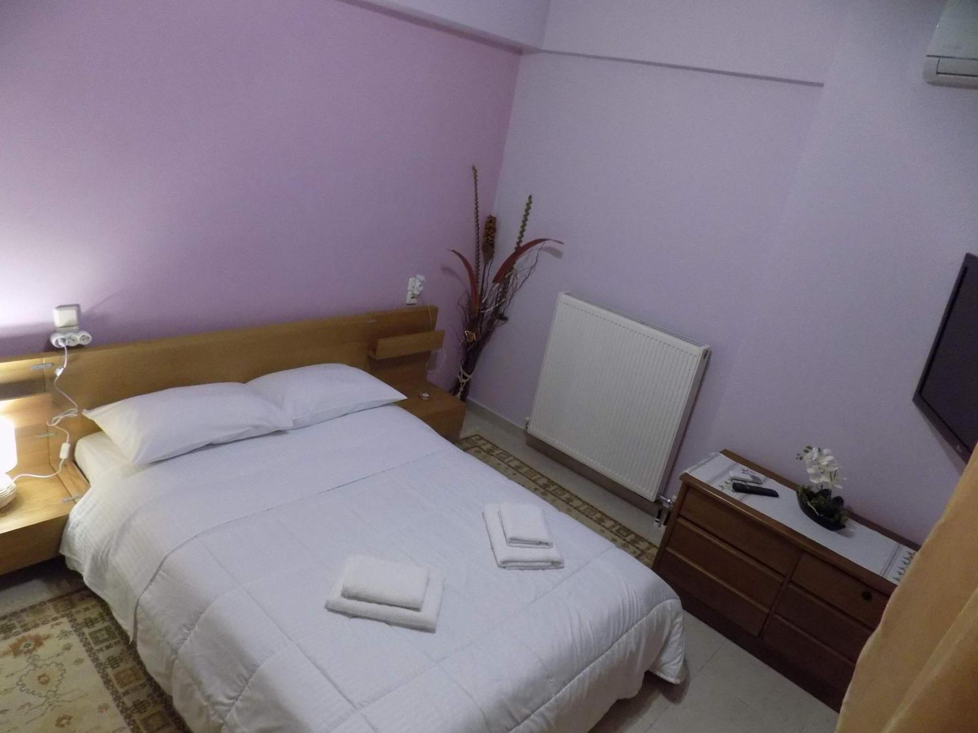 Natalys 2 Bedroom Gorgeous Apartment In Волос Екстериор снимка