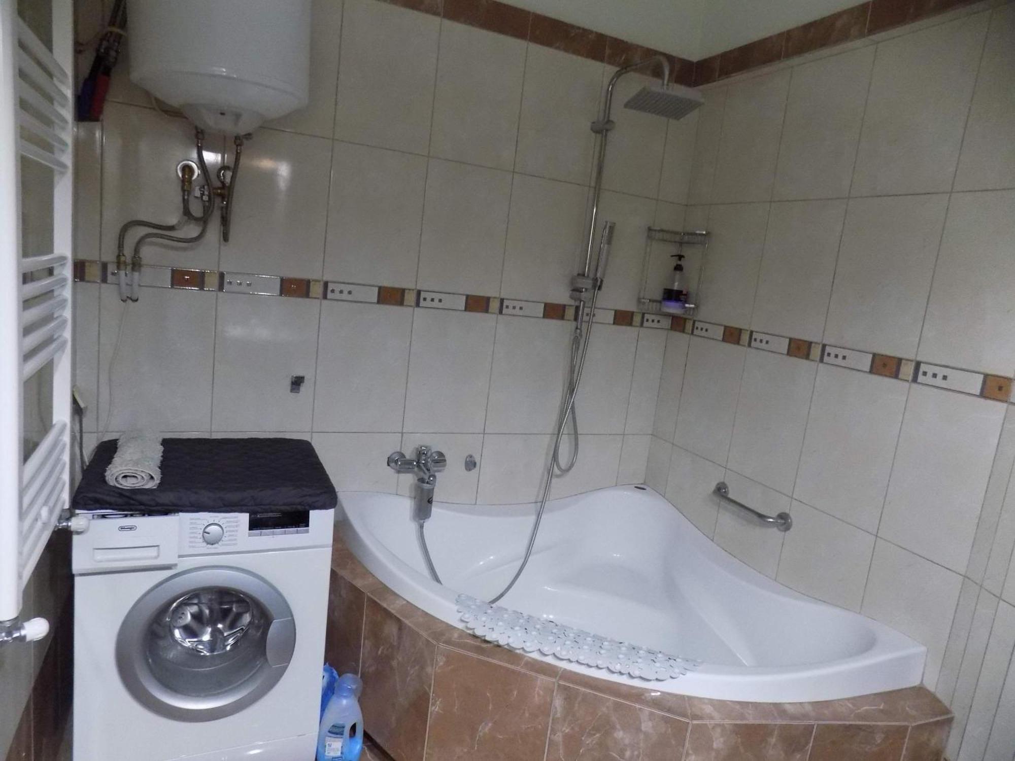 Natalys 2 Bedroom Gorgeous Apartment In Волос Екстериор снимка